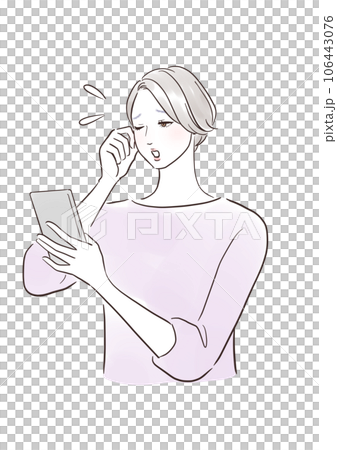 スマホが見えにくくて困る女性 スマホが見えにくくて困る女性 106443076