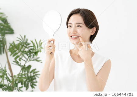 デンタル　ビューティー　女性 106444703