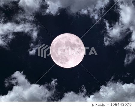 十五夜のお月様(中秋の名月、お月見) 十五夜のお月様(中秋の名月、お月見) 106445079