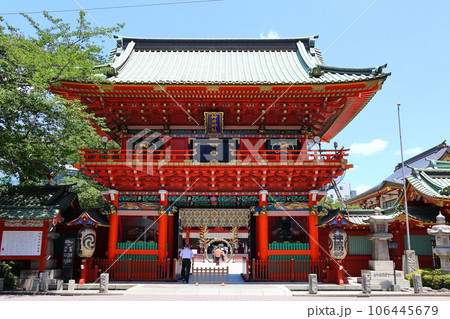 神田神社の夏越大祓式6月　茅の輪（ちのわ）夏越（なご）しの祓（はらえ）　東京都千代田区外神田 106445679