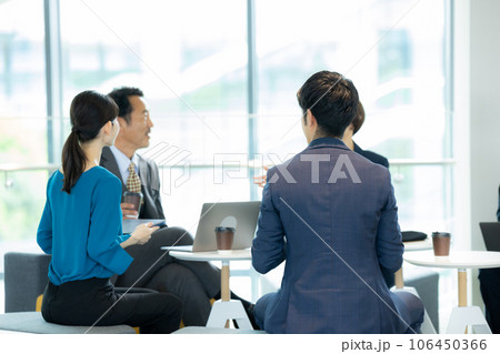 ビジネスシーン　　　　　 106450366