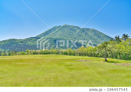 【三瓶山 (北の原)】 島根県大田市三瓶町 【三瓶山 (北の原)】 島根県大田市三瓶町 106457545