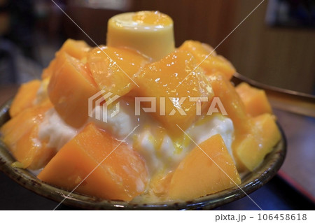 台北市の古早味豆花のマンゴーかき氷（芒果雪花冰） 106458618