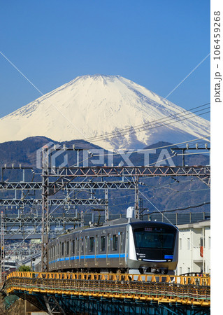 神奈川_小田原から見る小田急線と富士山の絶景 106459268