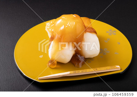 みたらし団子 国産丸大豆醤油使用 みたらし団子 国産丸大豆醤油使用 106459359