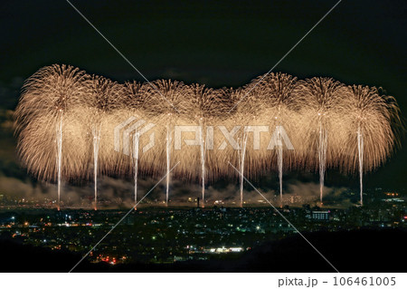 長岡まつり大花火大会2023 復興祈願花火フェニックス 長岡まつり大花火大会2023 復興祈願花火フェニックス 106461005