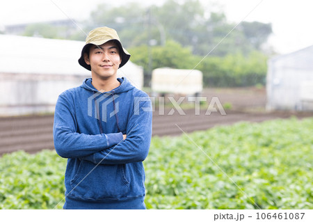 農業従事者の男性 106461087