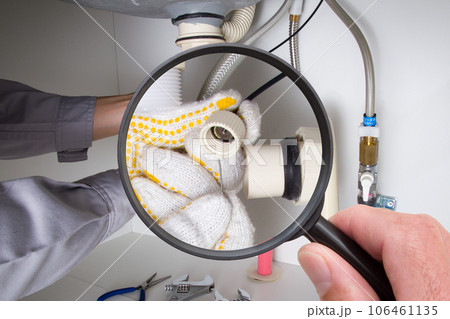 洗面台トラブル　ポップアップ式排水栓のワイヤー切れ 106461135