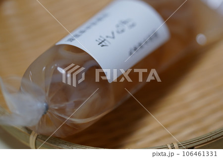 パック入りの生クラゲ 106461331