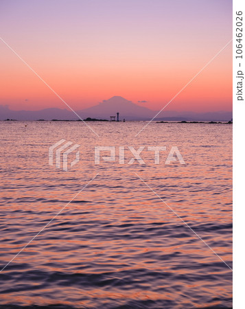 神奈川葉山_真名瀬海岸から見る富士山の絶景 106462026