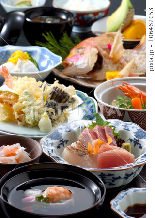新鮮な魚介中心の和料理のコースイメージ・魚介料理集合イメージ 新鮮な魚介中心の和料理のコースイメージ・魚介料理集合イメージ 106462053