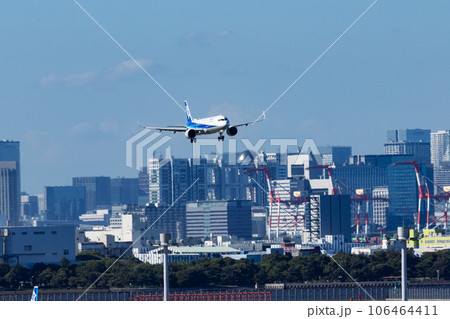 夏の羽田空港 106464411