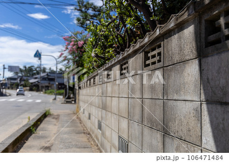 田舎の石塀 106471484