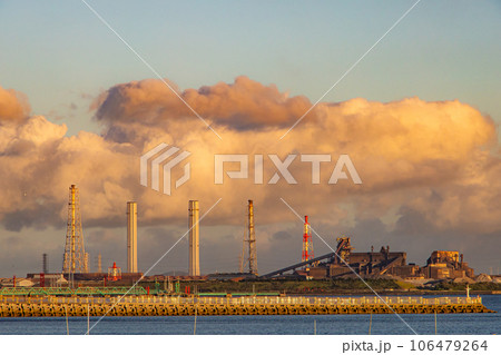 工業地帯と夕景 工業地帯と夕景 106479264