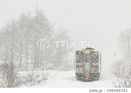 雪降る宗谷本線 雪降る宗谷本線 106480781