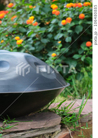 handpan or hang in the garden 106480885