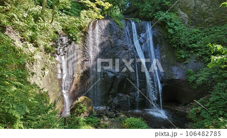 滝のある風景　御鈴大滝 106482785