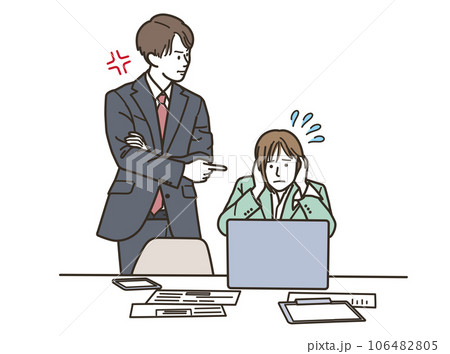 女性社員を怒る男性のビジネスマン 女性社員を怒る男性のビジネスマン 106482805
