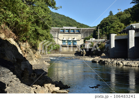 天ケ瀬ダムと宇治川 106483241