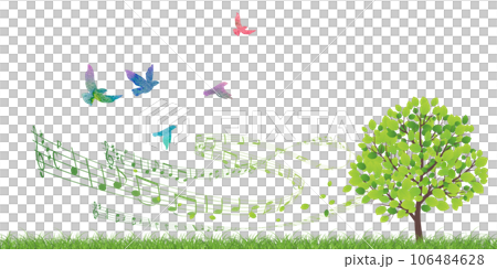 新緑の中、飛び立つ鳥 106484628