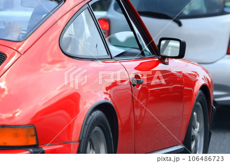 赤いスポーツカー 赤いスポーツカー 106486723