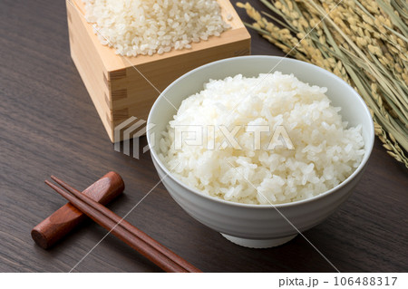 新米のイメージ。ごはん・米・稲穂。 106488317