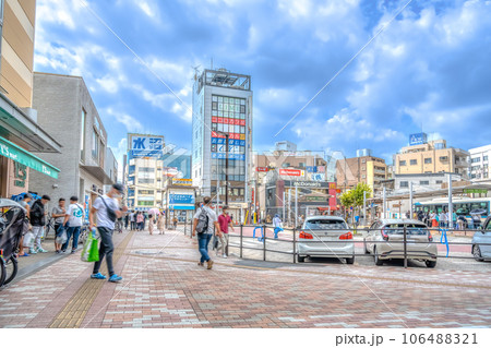 千葉県船橋市の都市風景 西船橋駅 千葉県船橋市の都市風景 西船橋駅 106488321