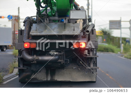 コンクリートポンプ車 106490653