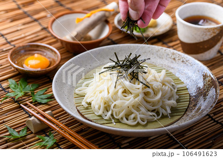夏の定番！冷やしうどん ざるうどん 106491623