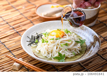 夏の定番！冷やしうどん ざるうどん 106491641