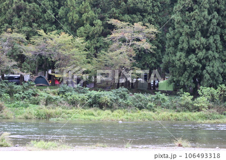 キャンプ　京都府美山　秋の風景 106493318