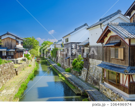滋賀_近江八幡の水郷街並み風景 106496974