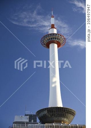京都タワーと秋の空2 京都タワーと秋の空2 106497947