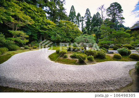 洛北屈指の名刹　曼殊院門跡 106498305