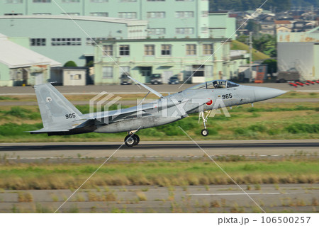 航空自衛隊第303飛行隊F-15Jイーグル着陸 106500257