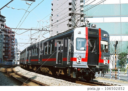蒲田へ向けて池上線をゆく東急電鉄7600系 蒲田へ向けて池上線をゆく東急電鉄7600系 106502852