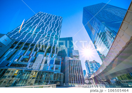 日本の東京都市景観 渋谷ストリームや桜丘口再開発…ビルの谷間に光芒…脱コロナ、新たな時代へ＝25日 106505464