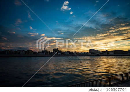 9月ゆうやけの似合う町東京葛飾奥戸 106507794