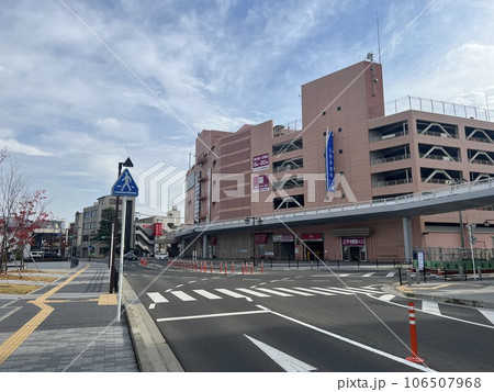 石巻駅　駅前風景　宮城県石巻市　2022年撮影 106507968
