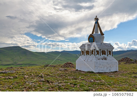 Small stupa on a hill in Kharkhorin 106507982
