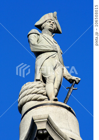Nelson's Column at Trafalgar Square in London 106508015