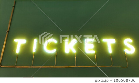 ネオンのチケット売り場　〜Ticket office	 106508736