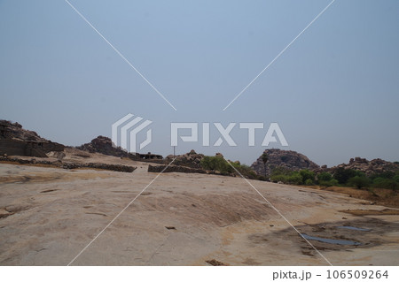 世界遺産　ハンピの建造物群 106509264