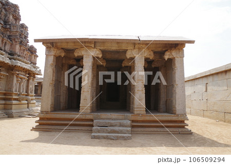 世界遺産　ハンピの建造物群 106509294