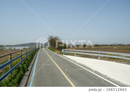 Bicycle path along Yeongsangang River Bicycle path along Yeongsangang River 106512663