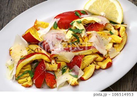 タマゴタケのサラダ 106514953