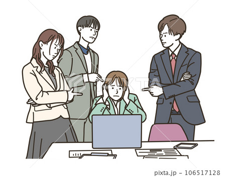女性社員を怒る複数人のビジネスパーソン 106517128