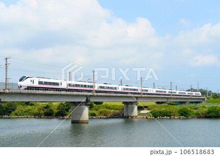 那珂川を渡る特急ひたち 那珂川を渡る特急ひたち 106518683