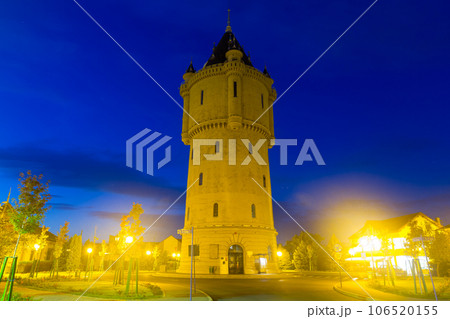 Drobeta Turnu-Severin, Water Tower at night Drobeta Turnu-Severin, Water Tower at night 106520155