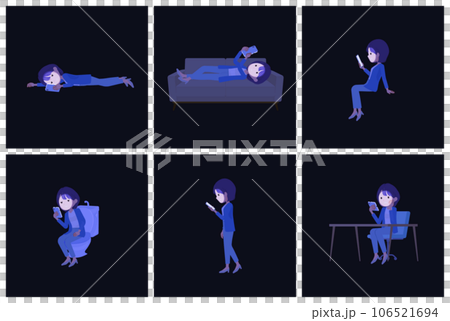 暗闇でスマホを使う広報担当女性のセット 暗闇でスマホを使う広報担当女性のセット 106521694